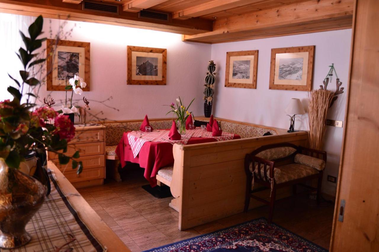 לה וילה Appartamenti Astoria La Villa מראה חיצוני תמונה