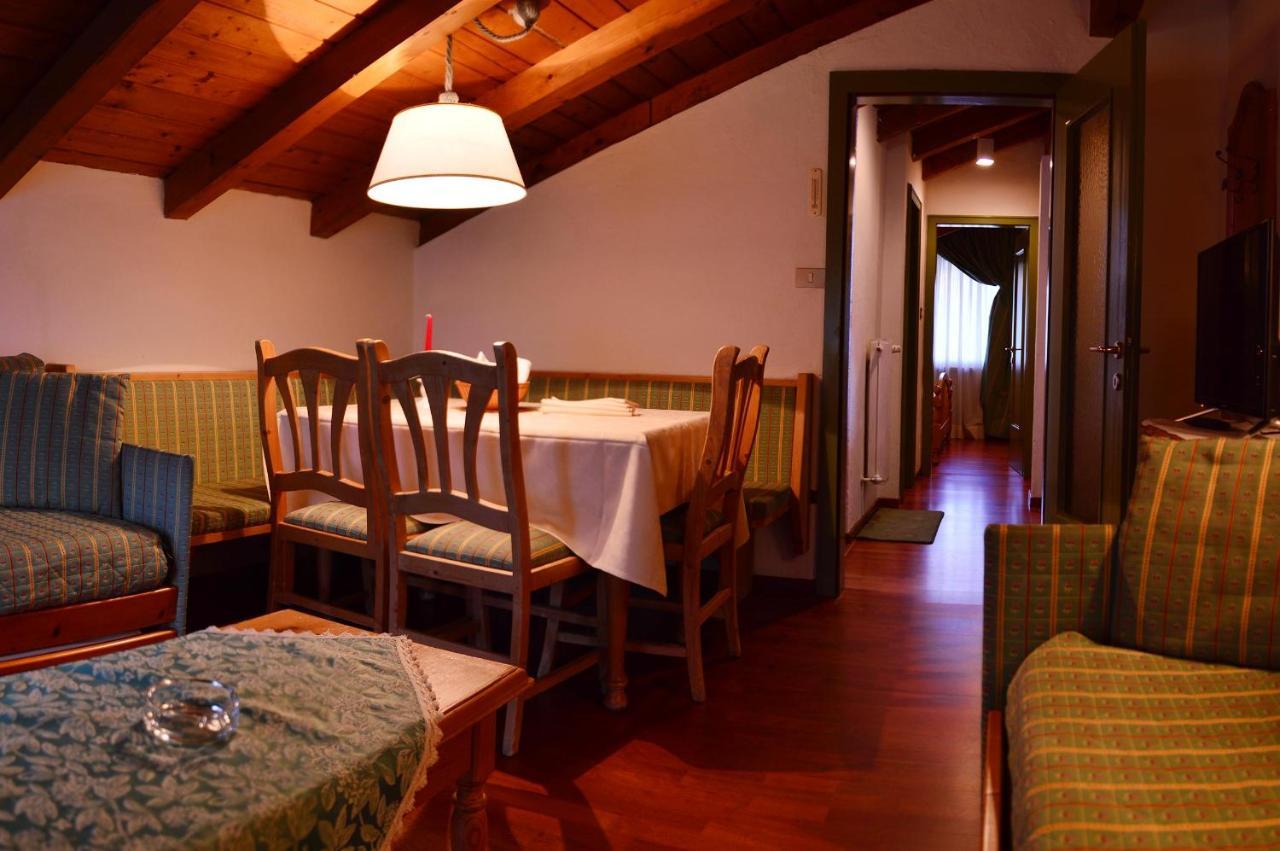 לה וילה Appartamenti Astoria La Villa מראה חיצוני תמונה